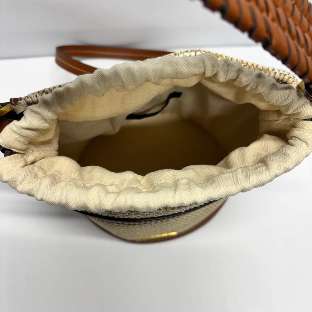 ✨House of Harlow 1960 Bucket Bag - Picture 7 of 16